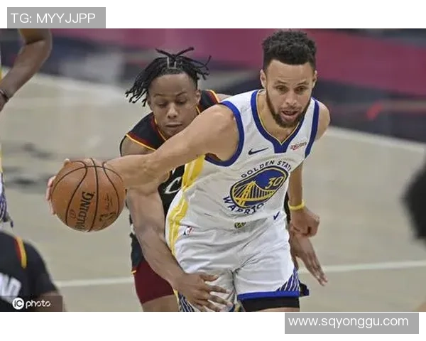 斯普利特策略巧妙应对勇士背靠背战术与高龄阵容 田径大队式突破引发新思考